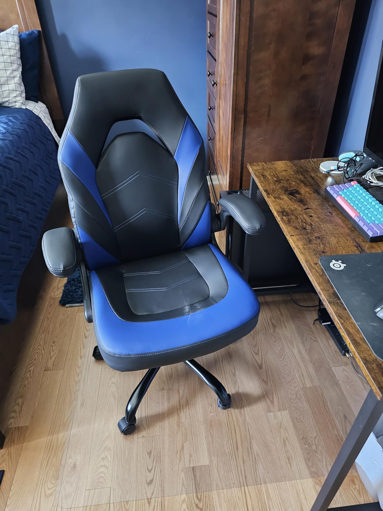 Sweetcrispy Computer Video Game Chair - Ergonomic Home Office with Comfy Lumbar Support, PU Leather Height Adjustable with Flip-up Armrest and 360 Degree Swivel Wheels, Blue, for Adults, Teens customer photo 2