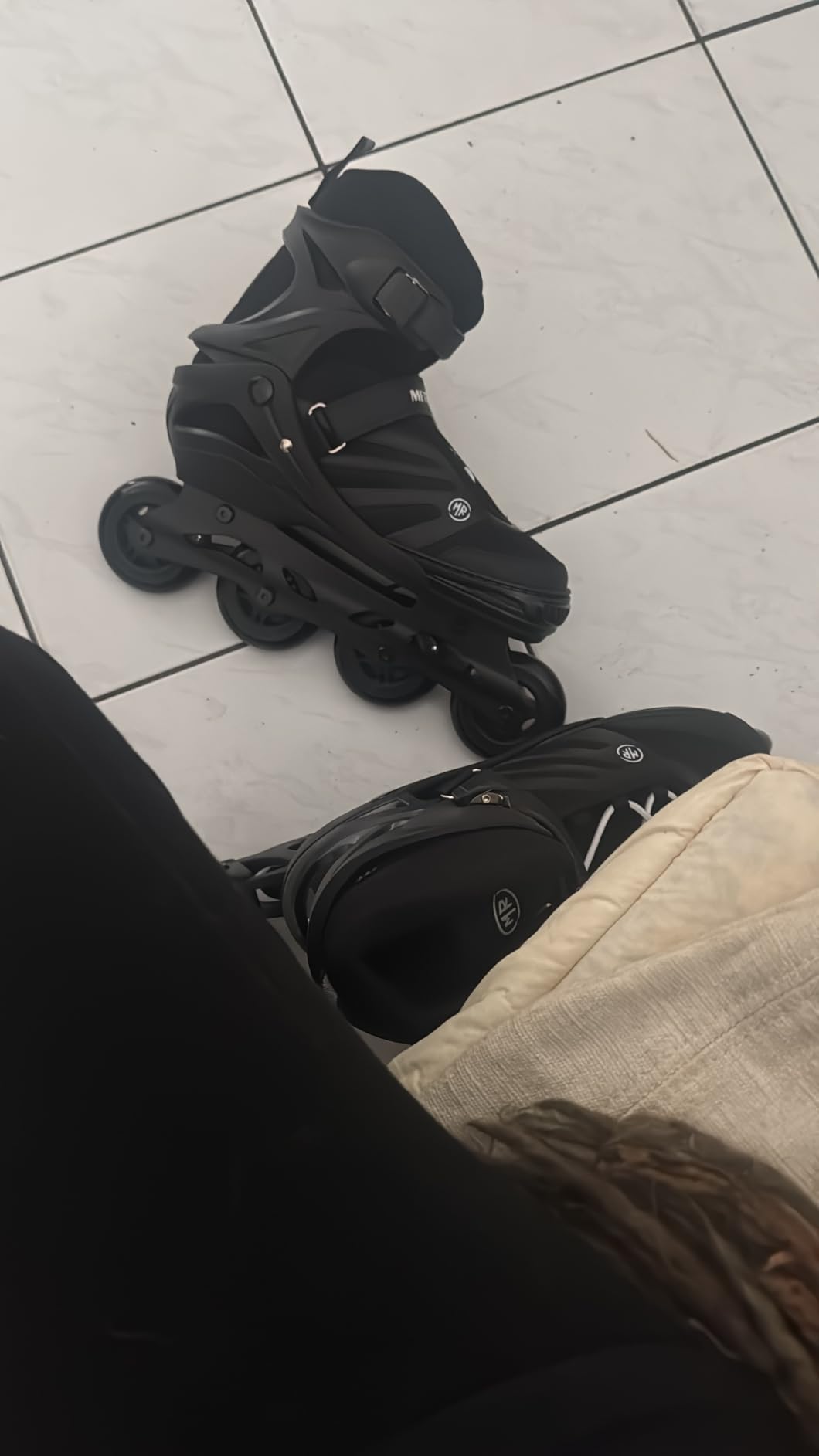 METROLLER Women Inline Skates Men Skates for Adult Female Male Adjustable Inline Skates for Teens Boys customer photo 1