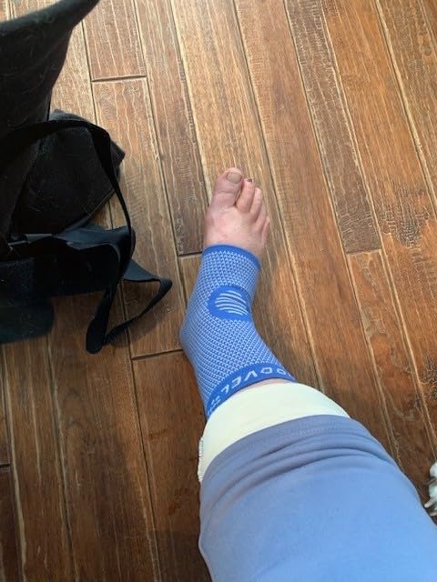 Modvel Foot & Ankle Brace Socks for Sprained Ankle Compression Sleeve - Plantar Fasciitis Relief Brace, Foot Support for pain Women & Men - Tendonitis & Arthritis Feet Sleeve, Stabilizing Ankles Wrap customer photo 2