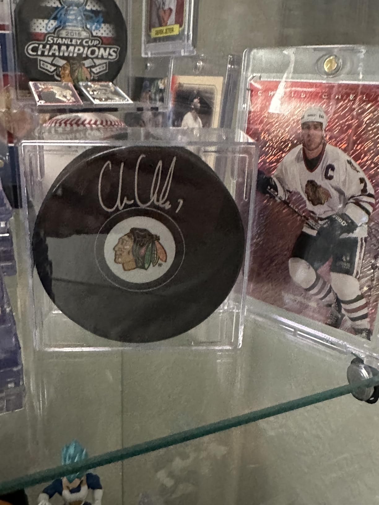 (6 Count) Display Zone Hockey Puck Display Case - Fits Official Size NHL Ice Hockey Puck - Crystal Clear Holder Stand customer photo 1