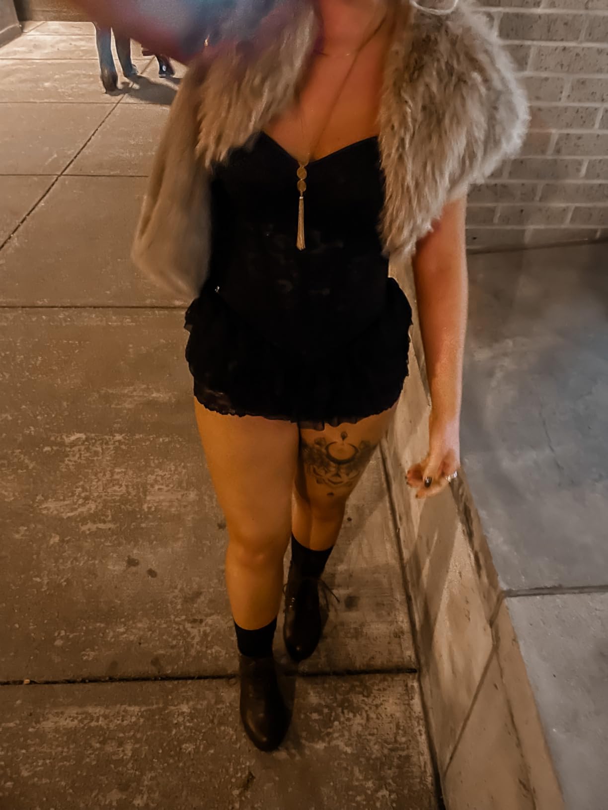 Amazhiyu Women Faux Fur Bolero Shrug Cap Sleeve Crop Cardigan for Evening Dress customer photo 2