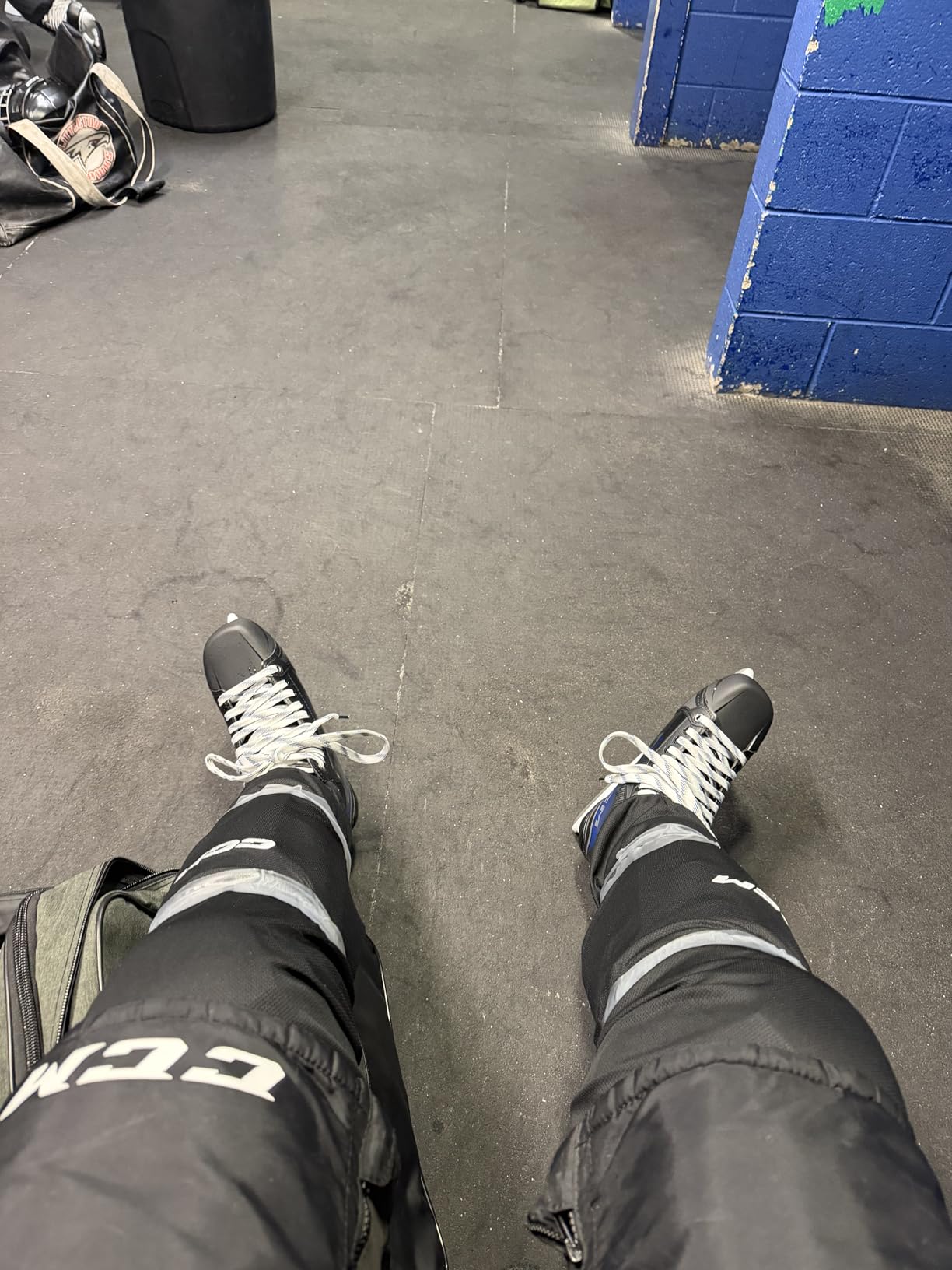 CCM Hockey SX5000 Series Solid Color Dry Fit Tube Practice Ice Hockey Socks customer photo 1