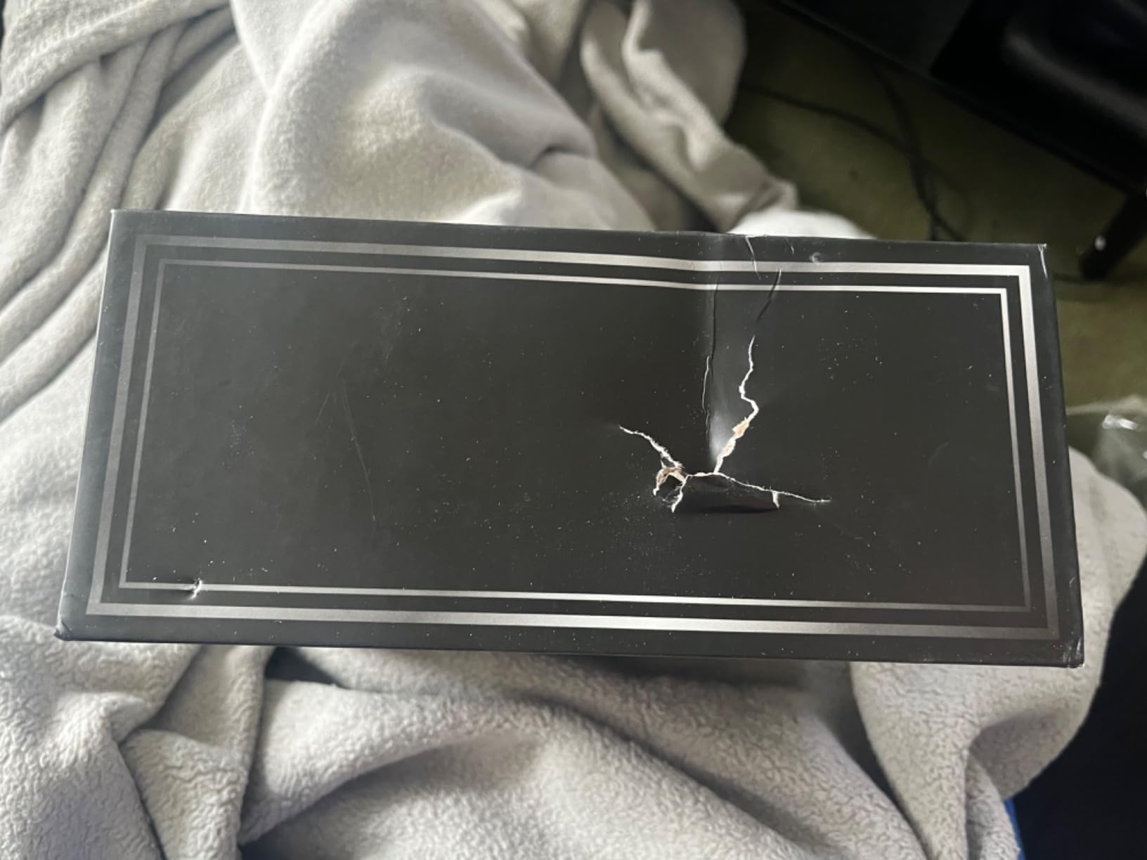 Hockey Puck Whiskey Stones Gift Set with 2 Glasses & Stick Tongs - 7pc Stainless Steel Chilling Rocks customer photo 2