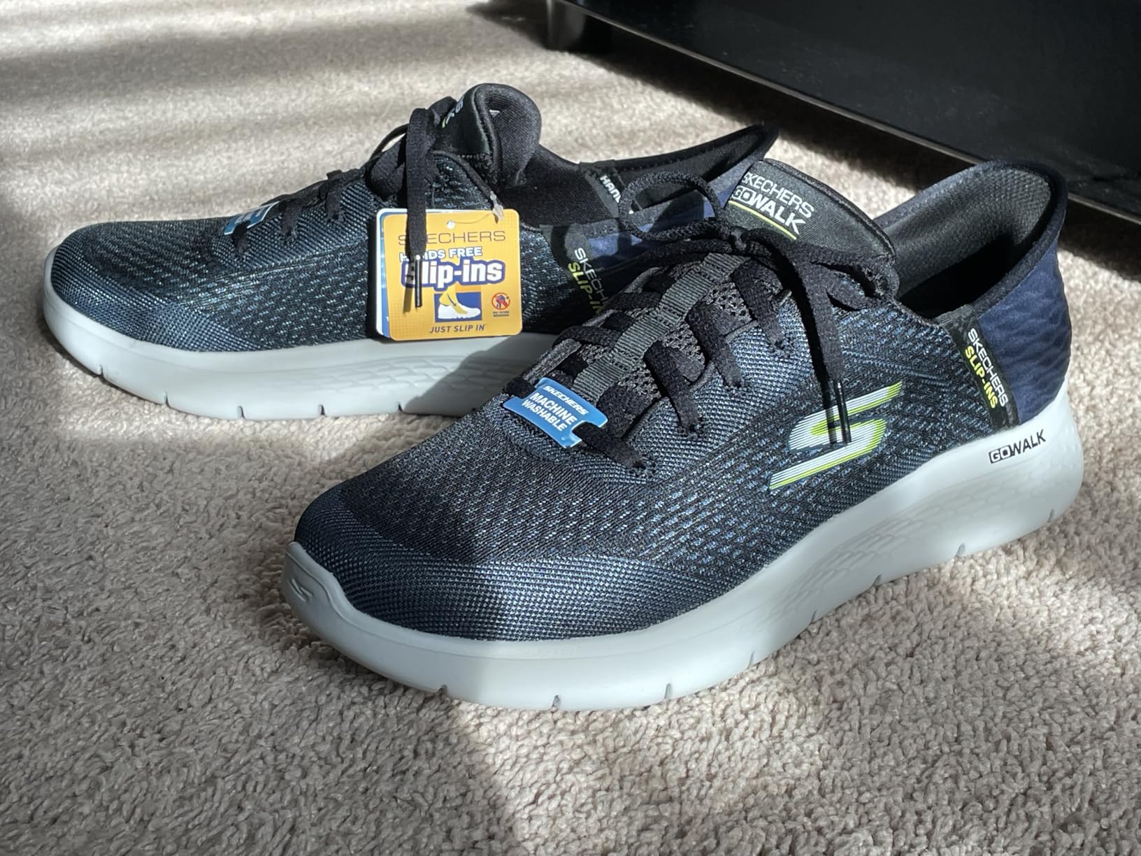 Skechers Men's Go Walk Flex - New World Sneaker customer photo 1