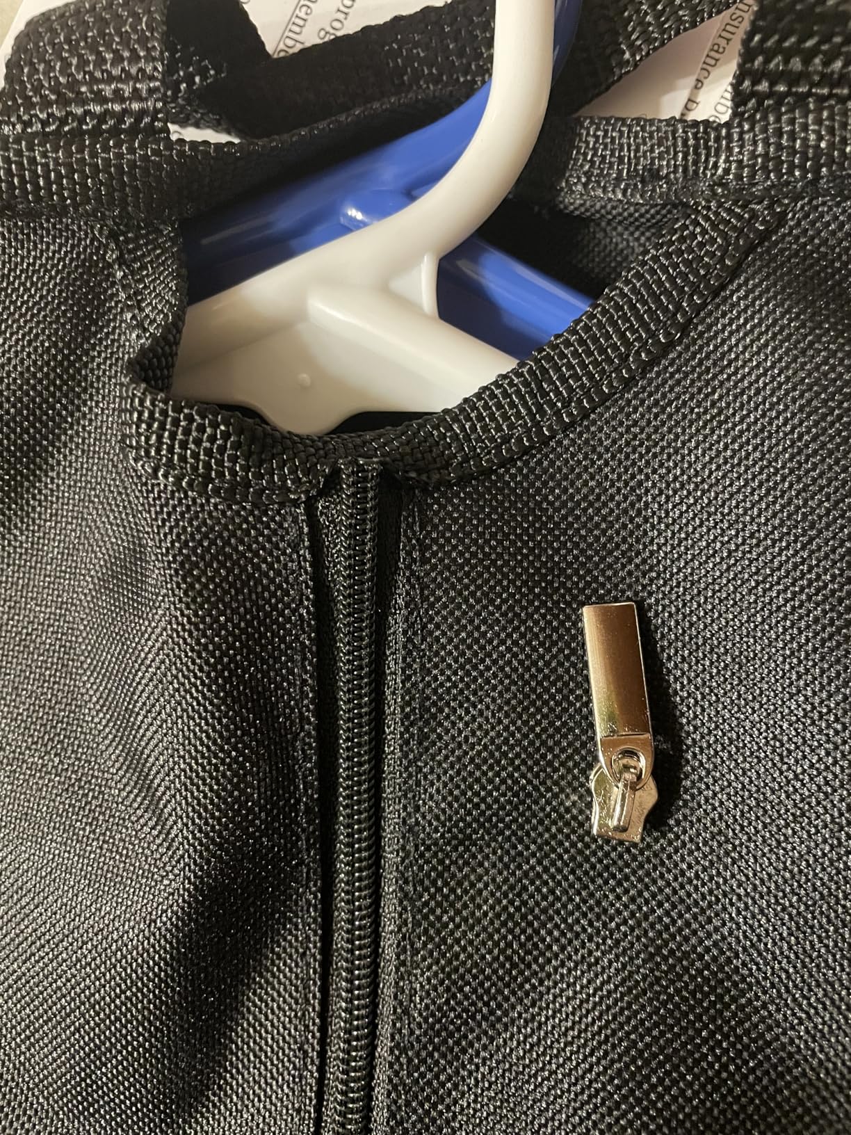 Windyun 2 pcs Hockey Jerseys Garment Bag, Heavy Duty Individual Garment Bag for Hockey Jerseys, Foldable Carry On Hanging Travel Bags(36