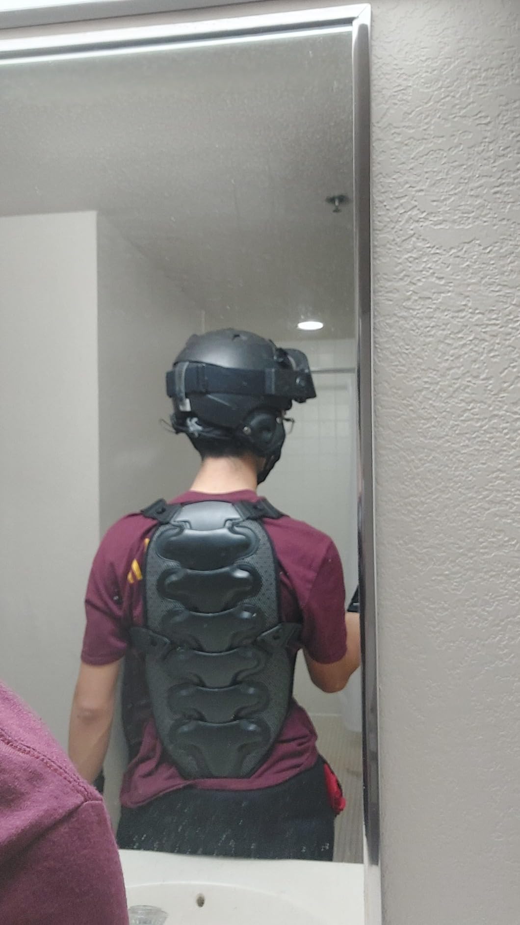 Cienfy Back Spine Protector Anti-Fall Protective Gear for Snowboarding, Skateboarding, Skating and Skiing customer photo 2