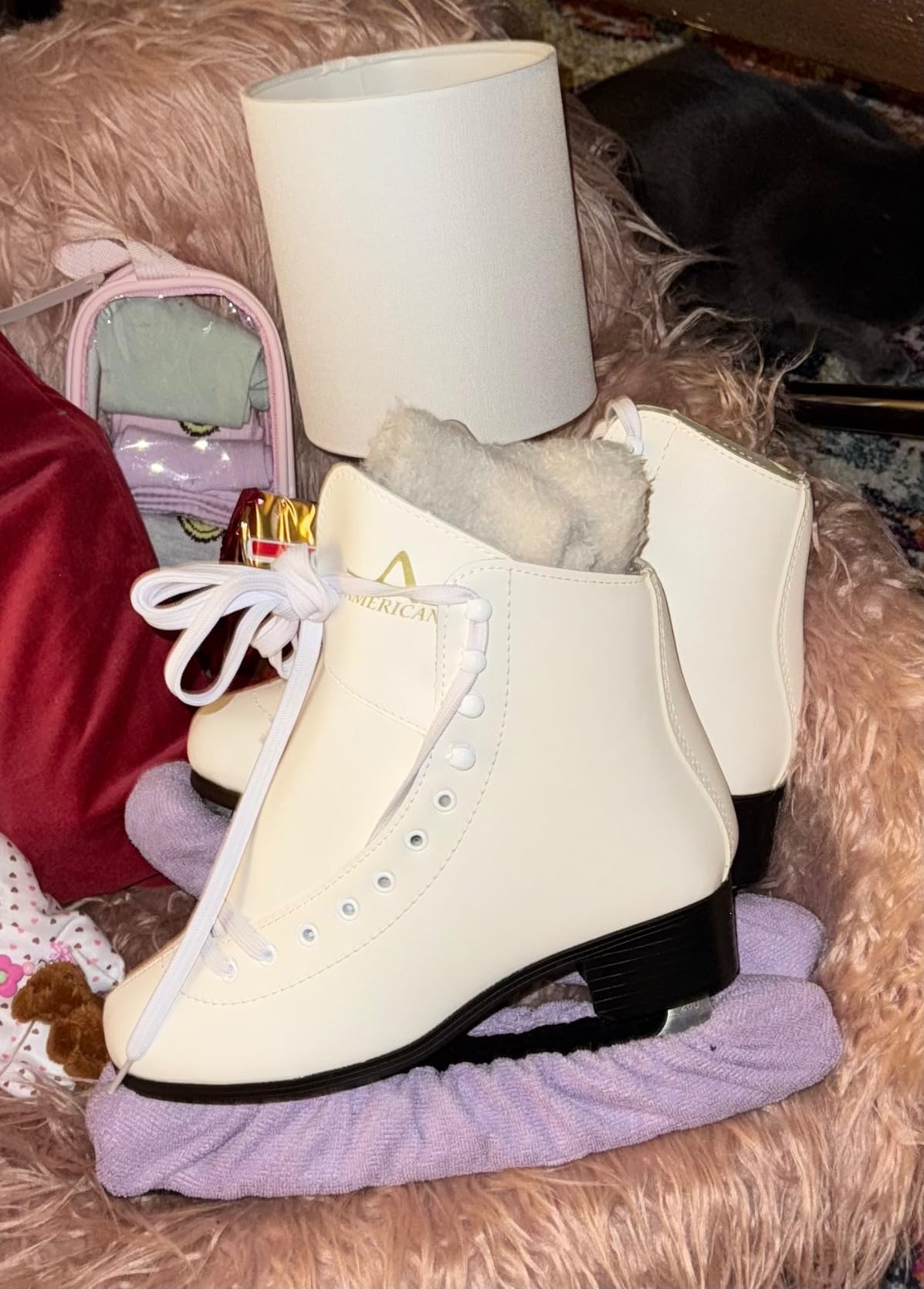 TUYUU Ice Skate Guards,Skate Guards for Hockey Skates,Figure Skates and Ice Skates.Ice Skate Blade Covers for Toddler Kids Youth Adults-Men Women Boys Girls.Skate Guards Figure Skating Hockey. customer photo 1