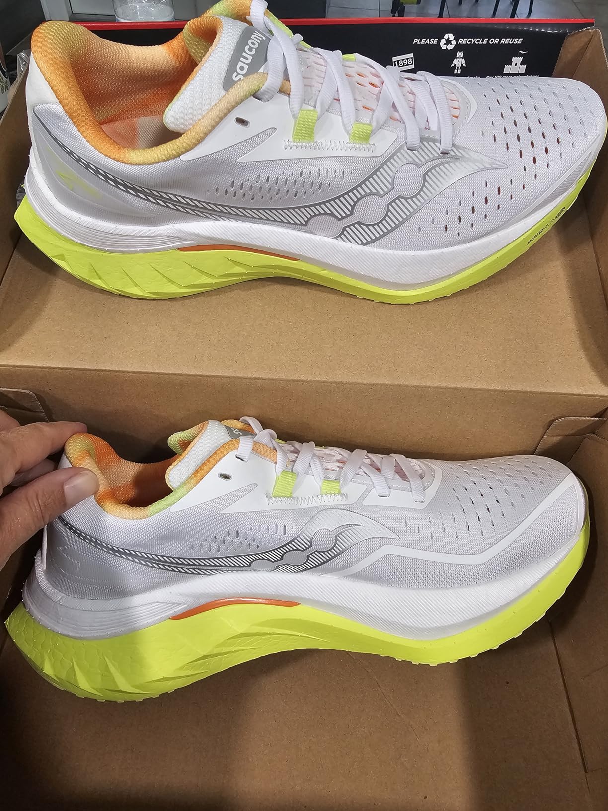 Saucony Womens Endorphin Speed 3 customer photo 2