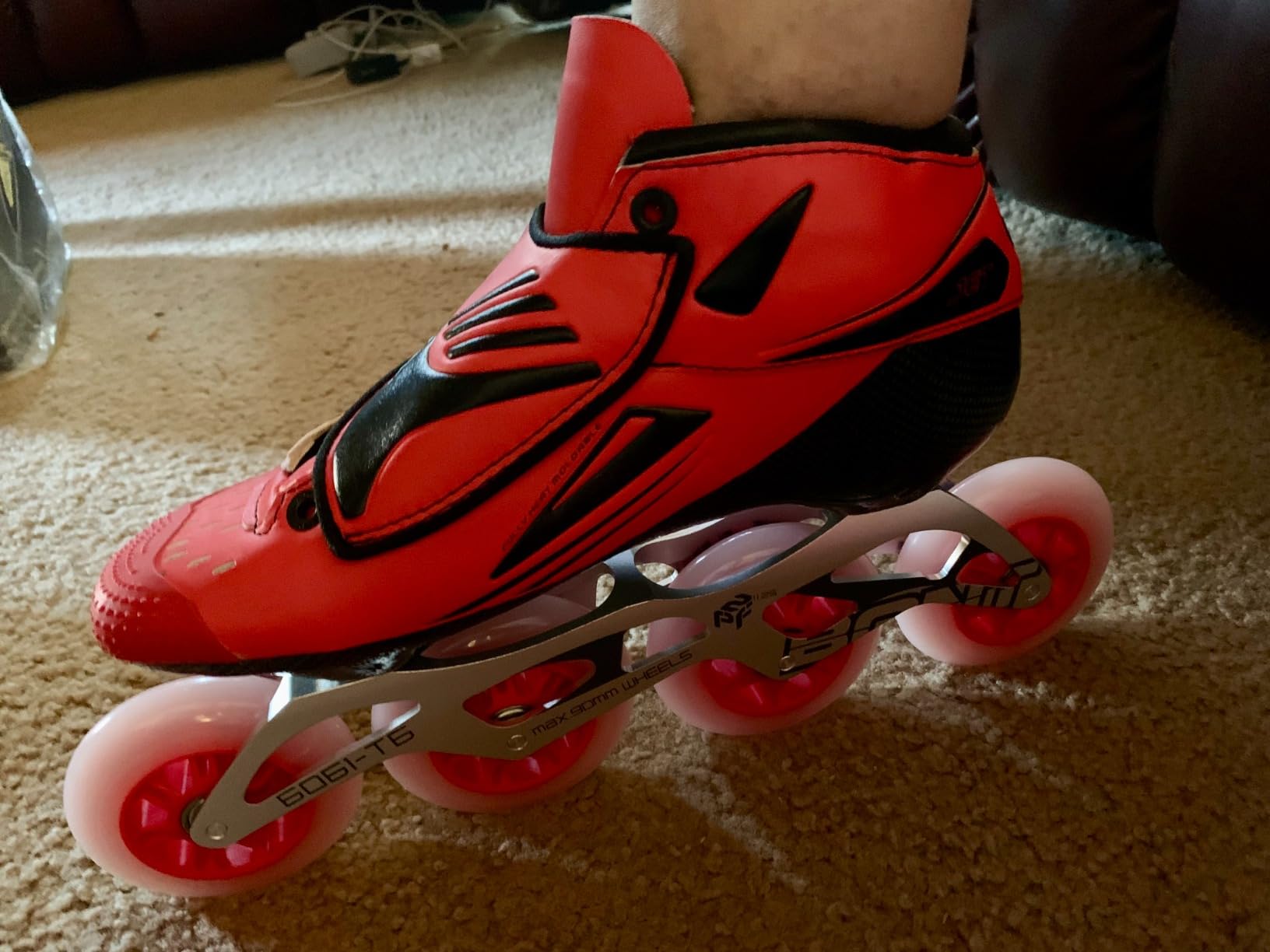 Bont Jet Inline Speed Skates - Vegan, Heat Moldable Racing Package with Carbon Fiber Boot, Elemental Wheels, and ABEC7 Bearings customer photo 1