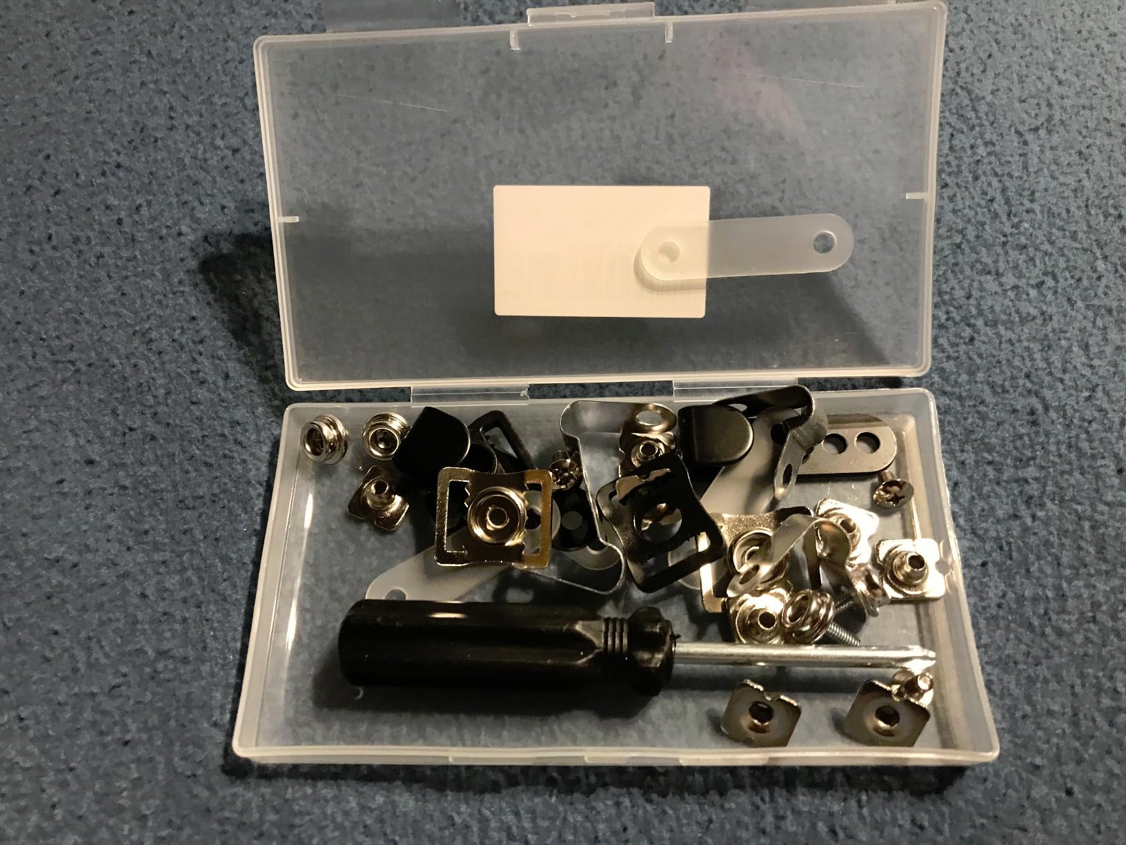 31 Pcs Football Helmet Repair Kit, Hockey Helmet Replacement Parts, Metal J Clips Visor Clips Screw Nuts with 1 Pcs Screwdriver, Chin Strap Adapter for Hockey, Baseball, Softball Helm customer photo 3