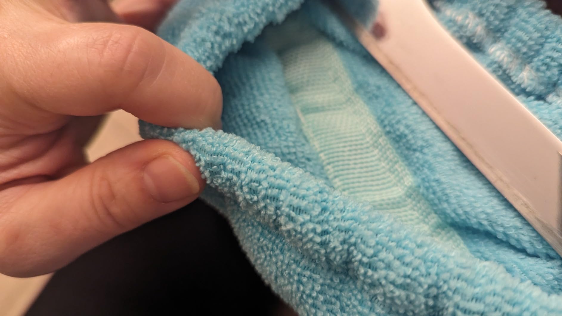 Cuayaes Ice Skate Guards,Soft Ice Skate Blade Covers,Figure Skate Guards Youth Hockey Skate Guards,Elastic Figure Skating Soakers Blades Protector Cover for Girls Boys customer photo 2