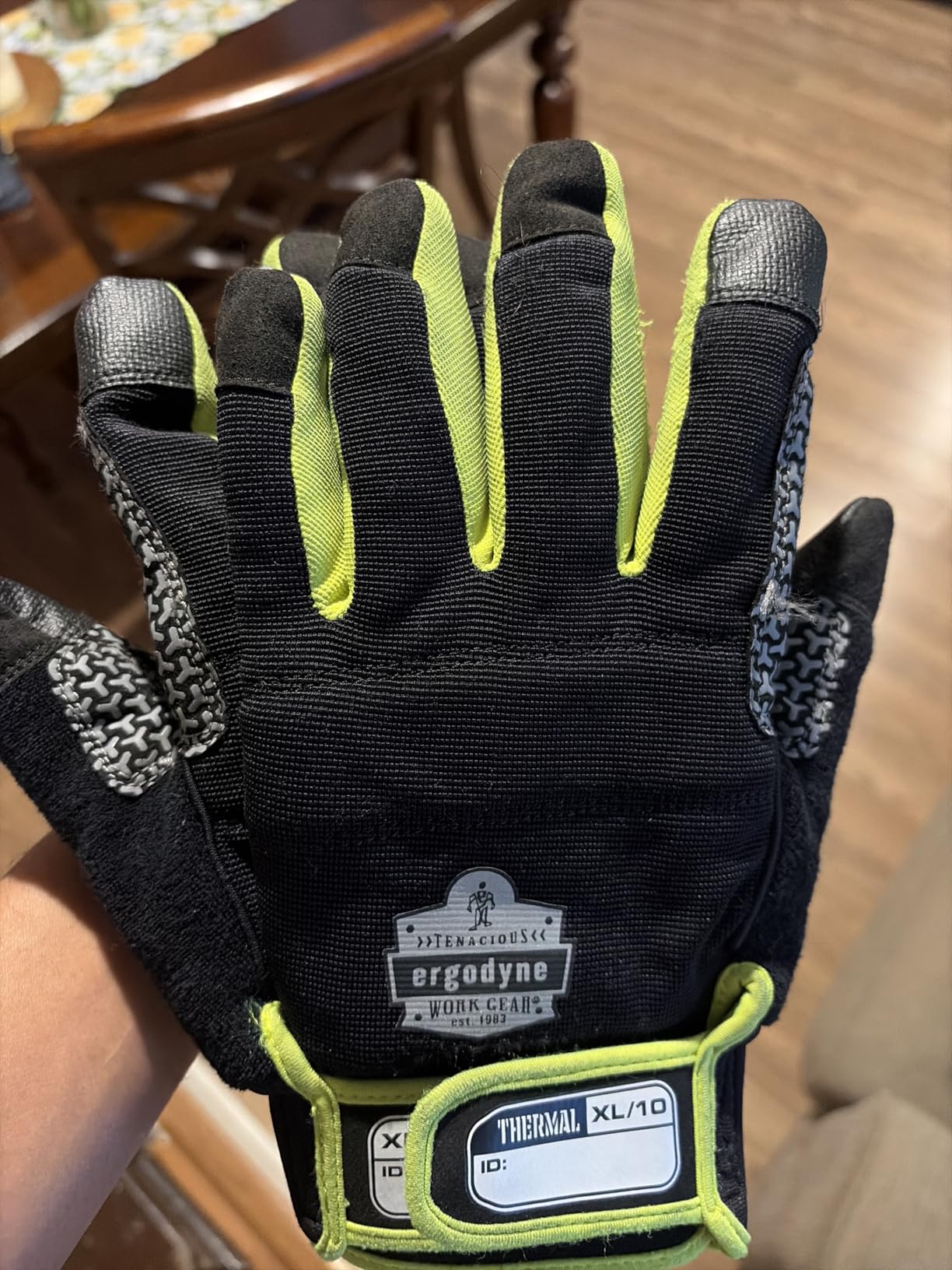 Ergodyne ProFlex 850 Insulated Freezer Gloves, Grip Palm, Touch Screen Capable, Cold Storage Work customer photo 1