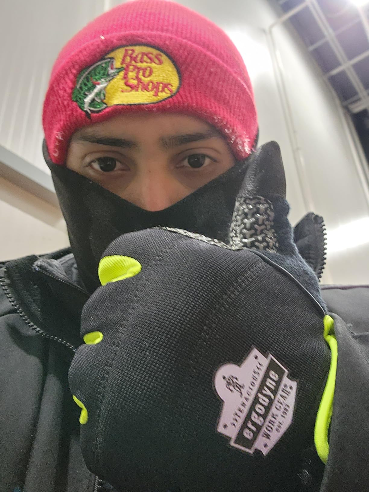 Ergodyne ProFlex 850 Insulated Freezer Gloves, Grip Palm, Touch Screen Capable, Cold Storage Work customer photo 2