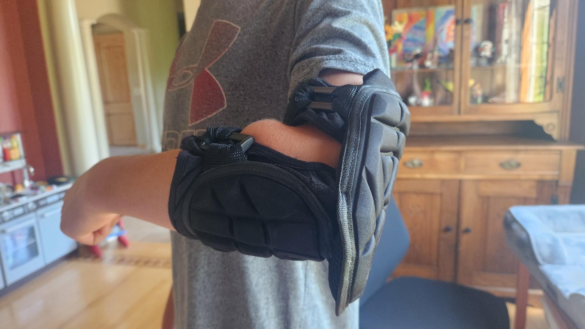 Cienfy Batter's Forearm Elbow Guards for Baseball and Softball, Elbow Pads for Youth and Adult customer photo 2