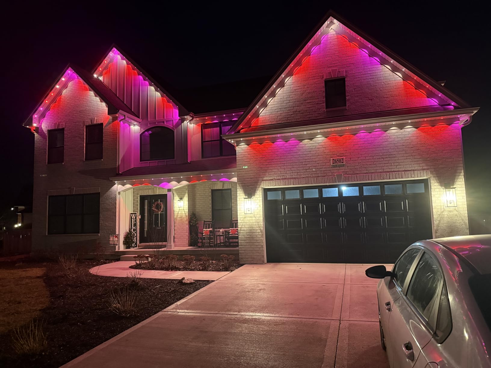 Govee Permanent Outdoor Lights 2, 150ft RGBIC Outdoor Lights with 16 Million Colors and 100 Scene Modes, IP67 Waterproof, Holiday & Party Decorations, Works with Alexa, Google Assistant, White customer photo 2