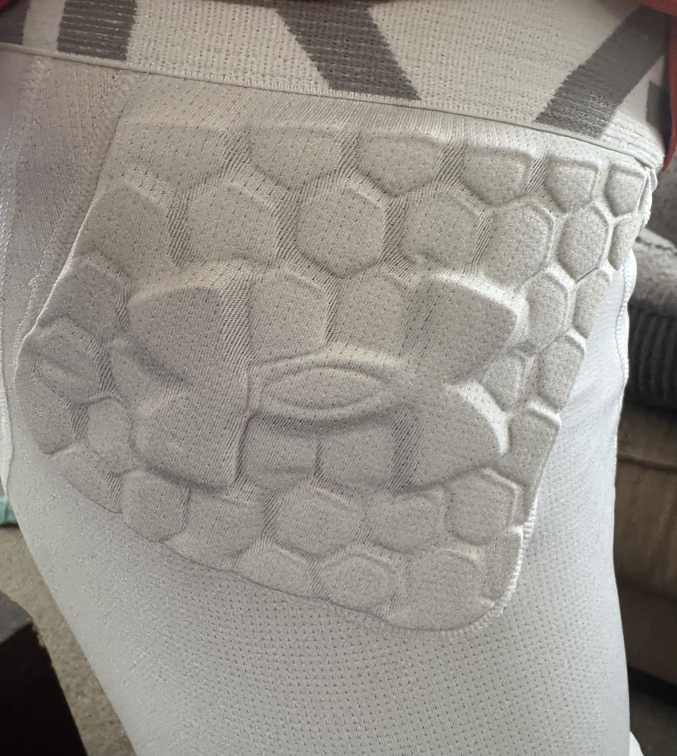 Under Armour Gameday Pro 5-Pad, Mens Football Girdle customer photo 2