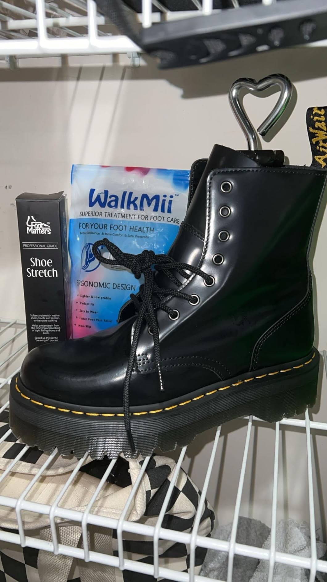 Shoe Stretcher Men Women, Boot Stretcher Women Men Shoe Tree Adjustable Shoe Stretcher Wide Feet (Pack of 1) customer photo 1