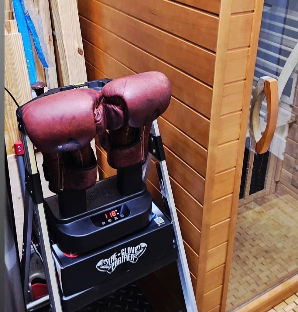 V2 - Boxing Glove Drying System with Thermal Heating, Air Treatment Cycle & Advanced Airflow for Post-Training Glove Care customer photo 1