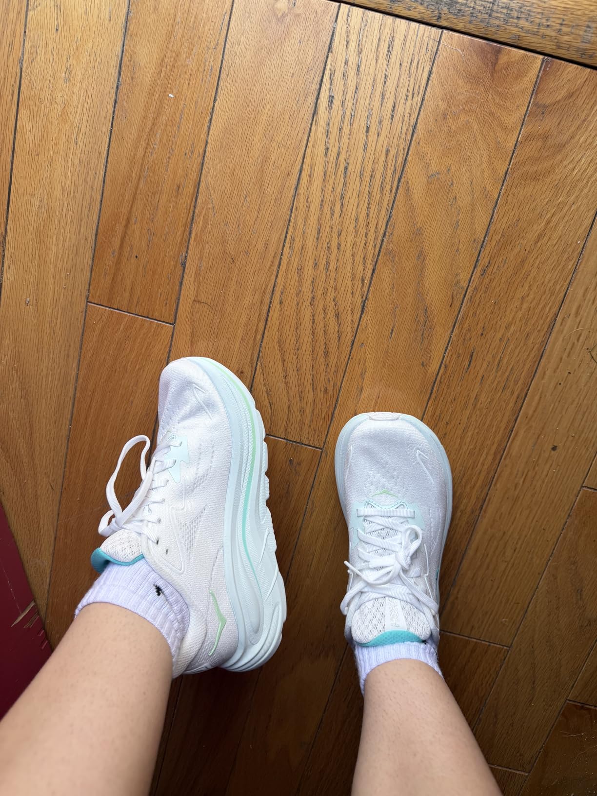 Hoka Womens Clifton 10 customer photo 2