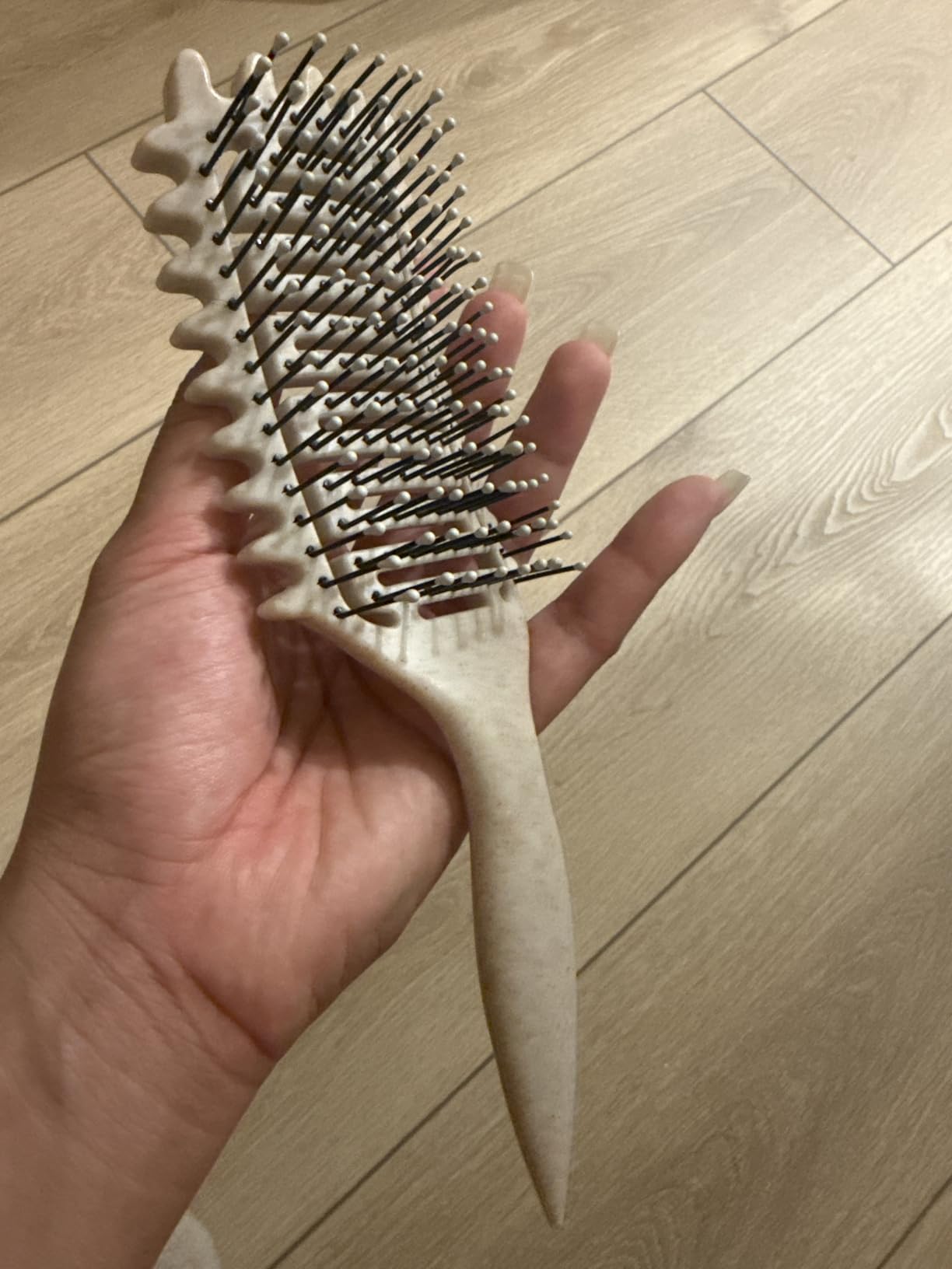 Curl Defining Brush for Curly Hair, Vented Detangling Hair Brush for Wet and Dry Styling, Curved Brush for Shaping and Smoothing Curl Clumps, Lightweight Hair Brush customer photo 2