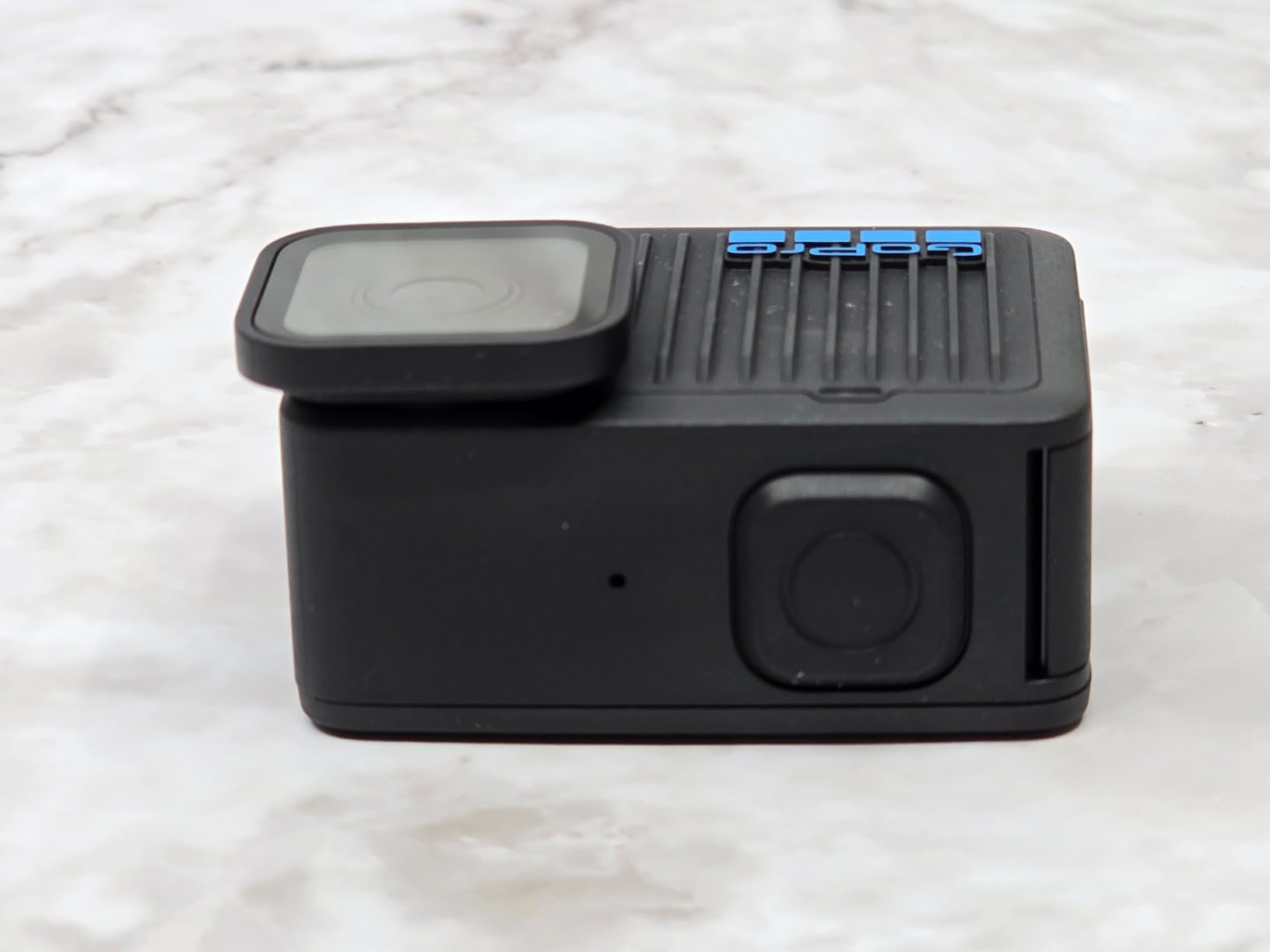 Hero - Compact Waterproof Action Camera with 4K Ultra HD Video, 12MP Photo, Touch Screen customer photo 2