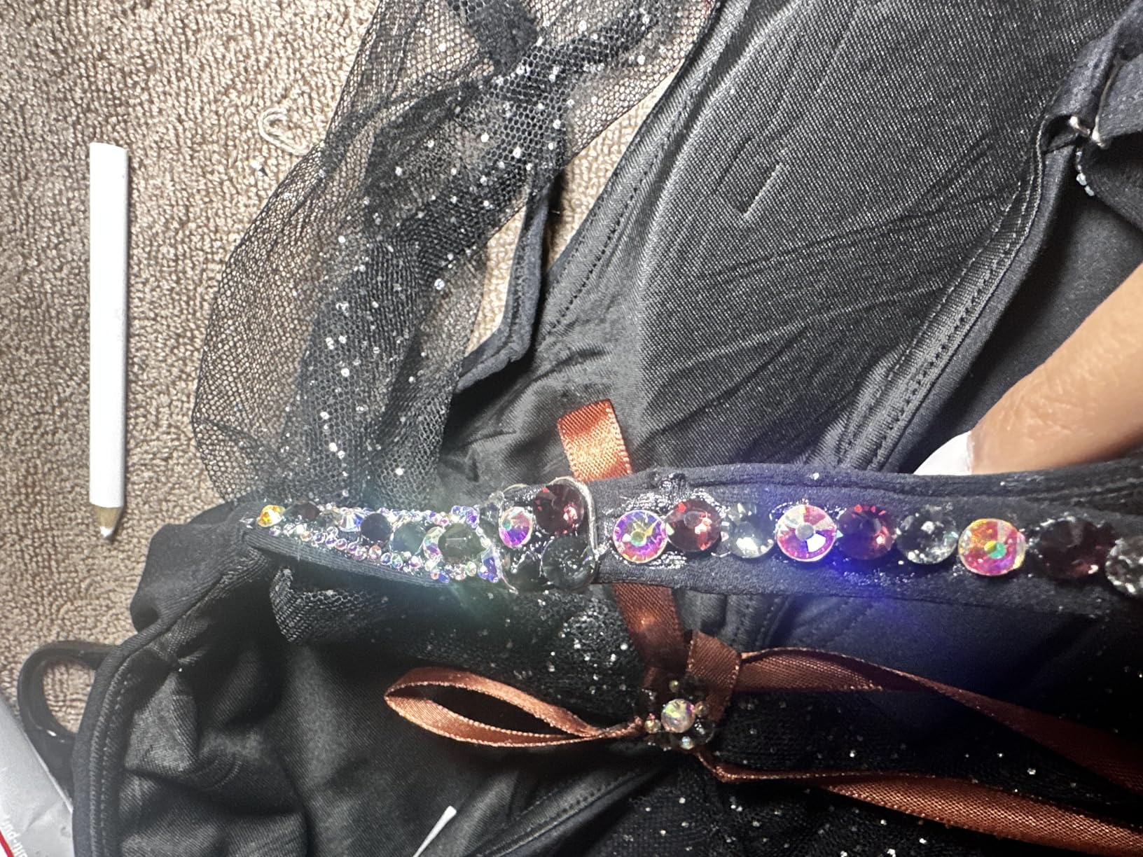 BEADSLAND Hotfix Rhinestones, 4000 PCS Clear Rhinestones for Clothes Crafts Mixed 6 Sizes with Wax Pencil and Tweezers Kit, SS6-SS30, Crystal customer photo 2