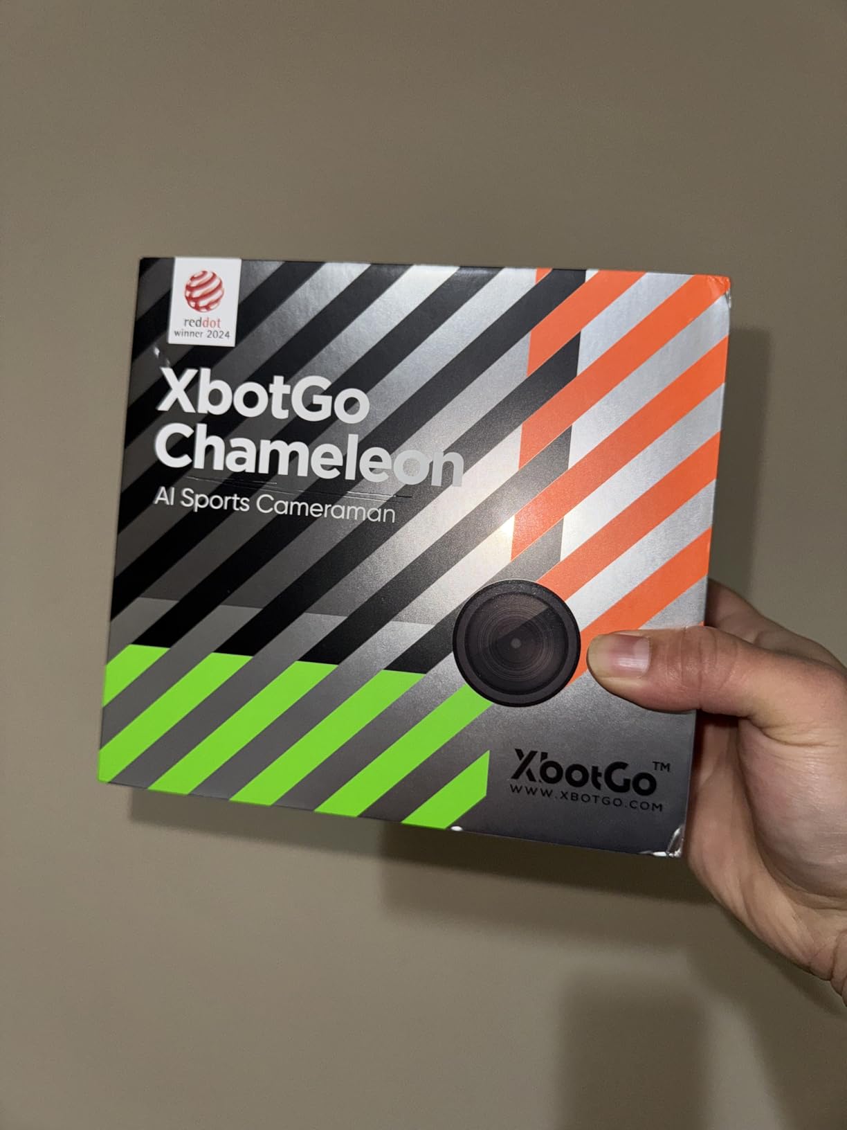 XbotGo Chameleon AI Auto Sports Action Camera - 4K 60FPS Soccer Camera and Basketball Tracking Camera for Team Sports, Live Streaming, No Subscription, Works with iOS & Android customer photo 1