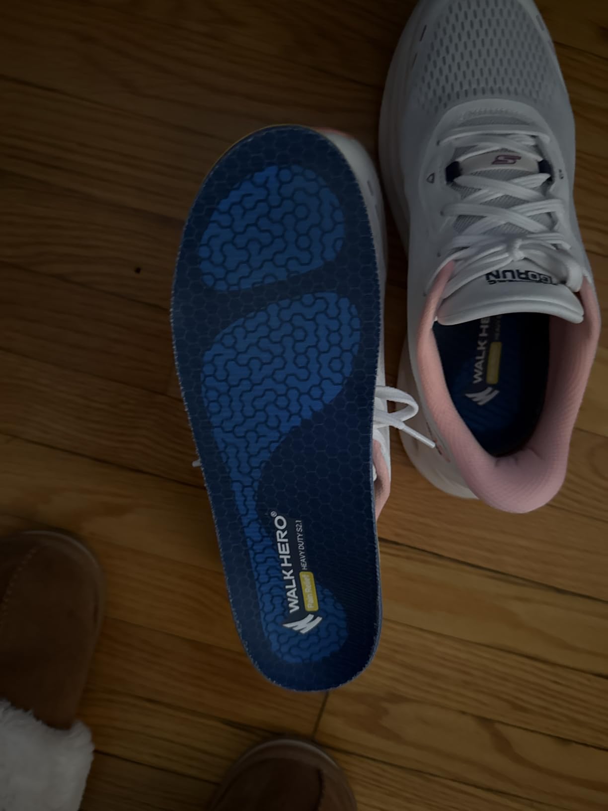 WalkHero Heavy Duty High Arch Support Insoles, 220+lbs High Arch Support Orthotics Inserts for Plantar Fasciitis, Flat Feet, Pronation and Heel Pain (Mens 10-10.5 | Womens 12-12.5, Coral Green) customer photo 1