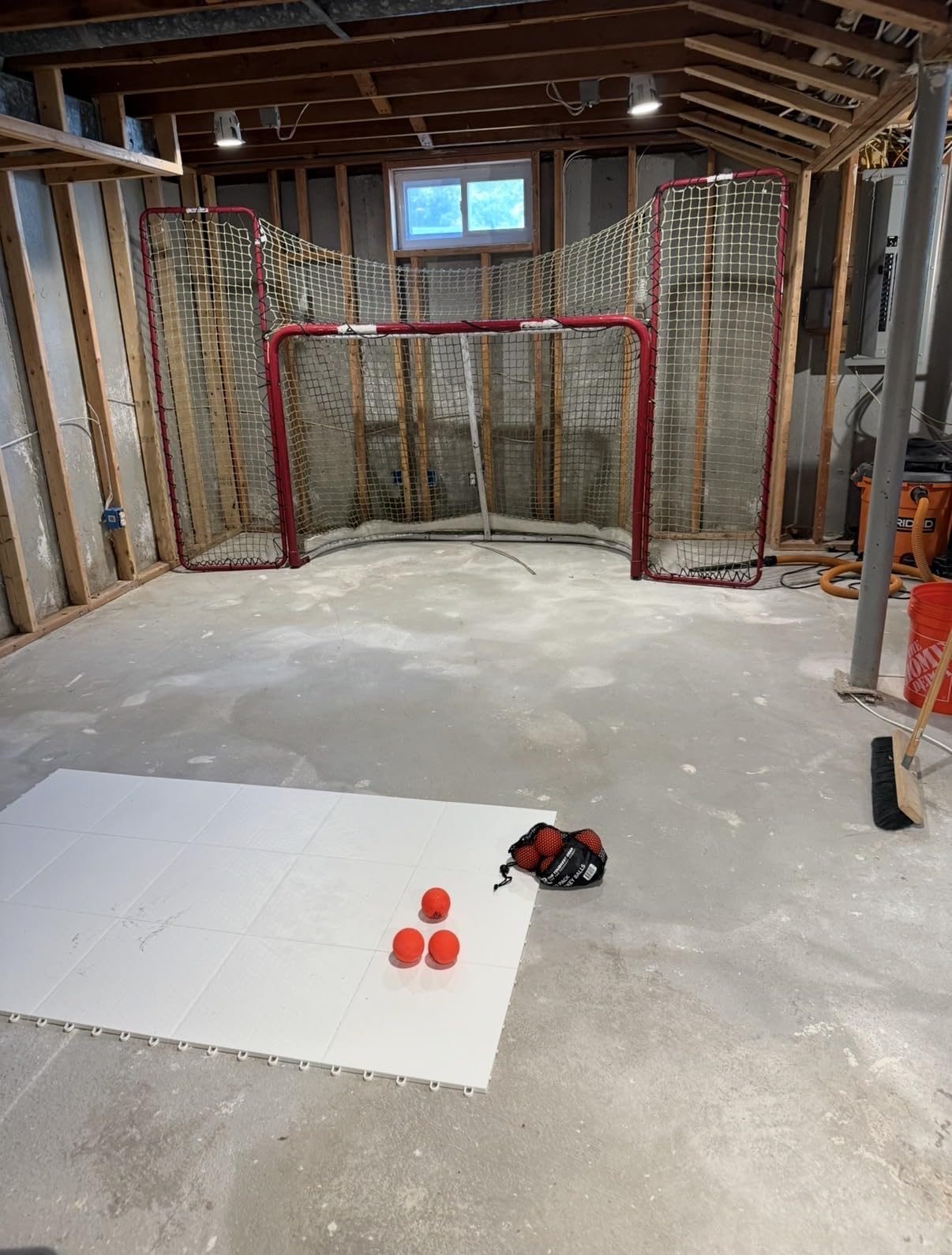 Premier Sports - Hockey Flooring Tiles for Training - 15 Pack of 12 x 12