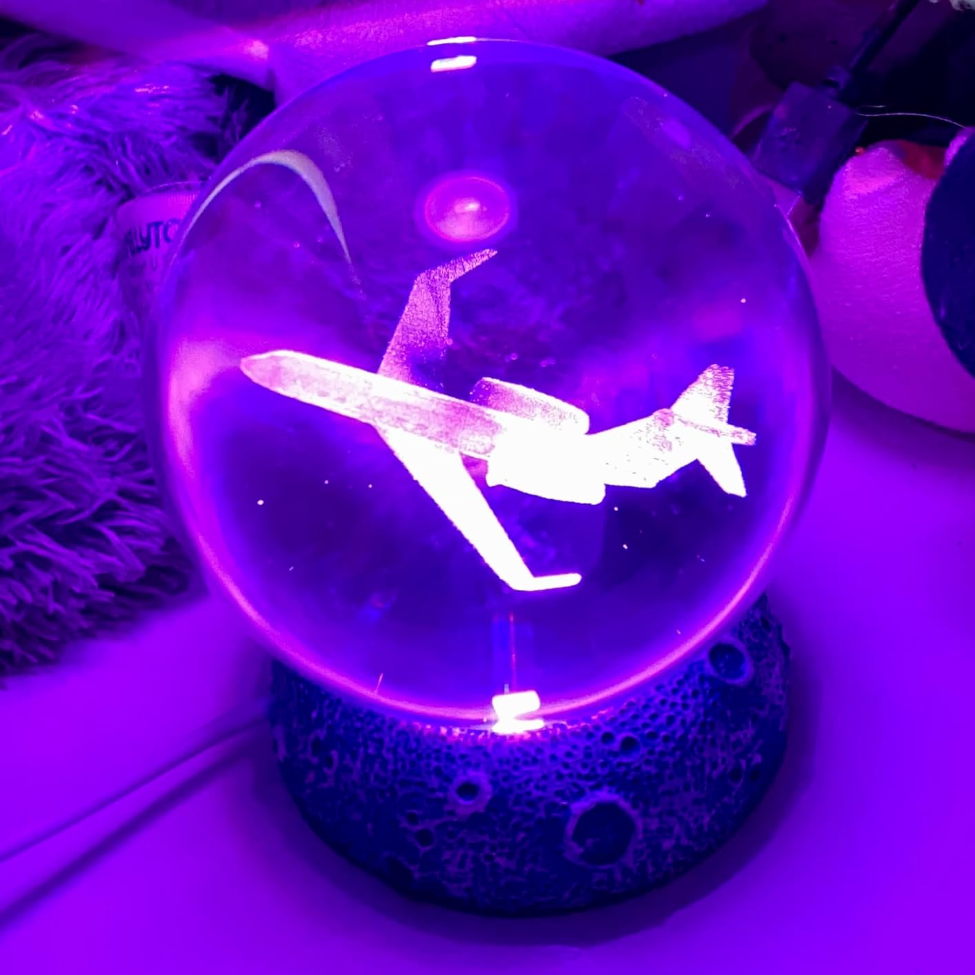 Hockey Night Light, Ice Hockey Gifts, Hockey 3D Crystal Ball Night Light with Remote Upgraded 3.15 Inch Lamps with 16 Color for Birthday Xmas Cool Figurines Gifts for Room Decor Boys Girls customer photo 1