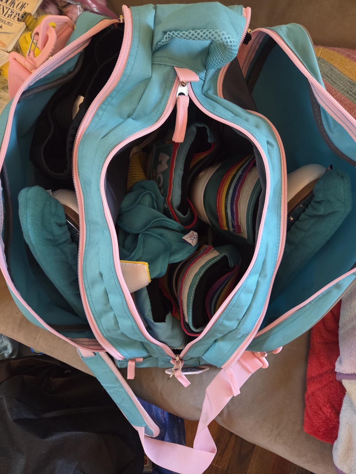 WOLT Ice Skate Bag - Roller Skate Bag, Inline Skate Bag with Adjustable Shoulder Strap for Both Youth and Adults customer photo 1