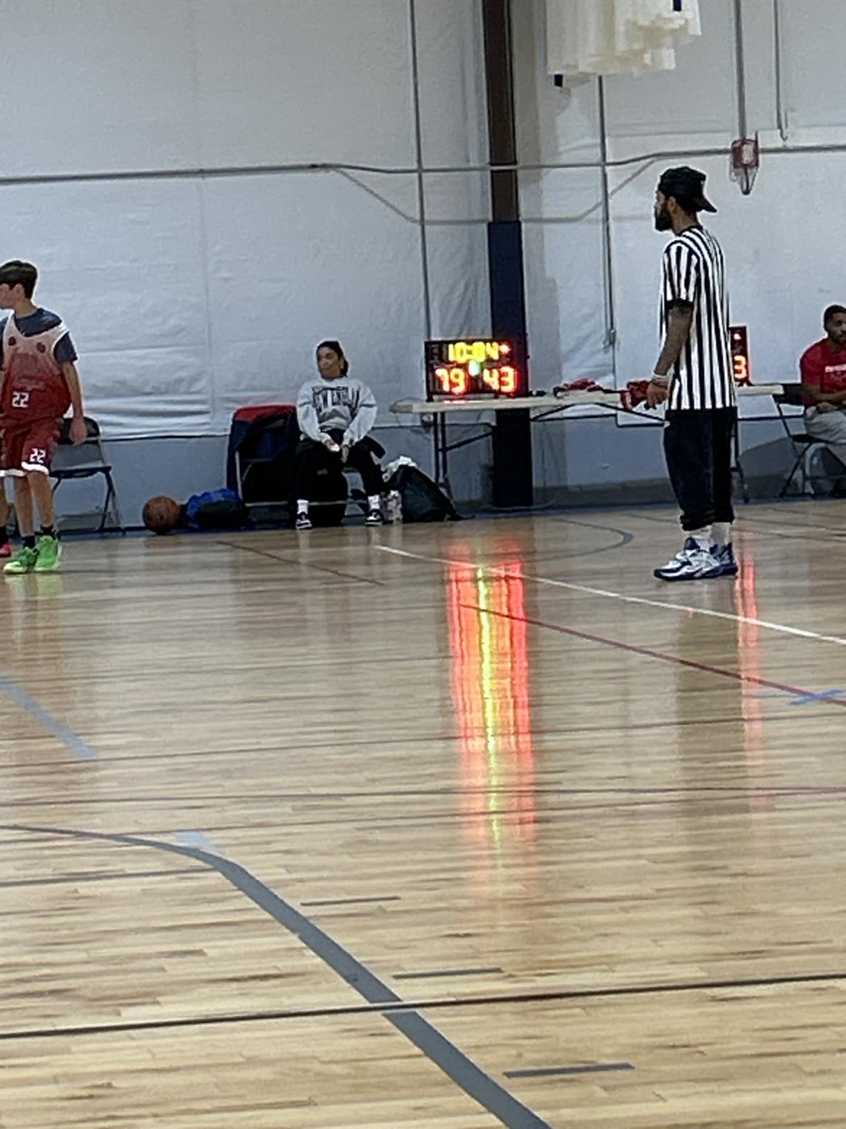 YZ Bigger LED Digital Scoreboard, Portable Basketball Scoreboard with Timer Clock, Electronic Scoreboard with Remote, Tabletop Scoreboard Clock, Score Keeper for Outdoor Game customer photo 2