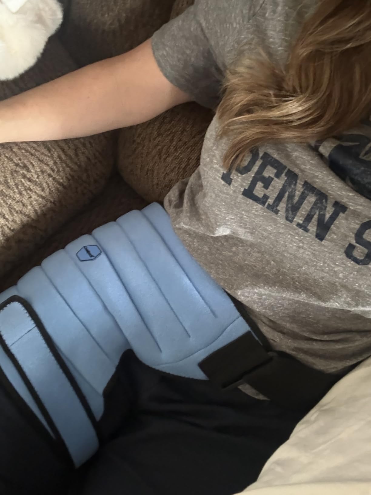 Comfpack Hip Ice Pack Wrap, 2 Hours Long Lasting Cold for Hip Replacement Surgery, Flexible & Evenly Cooling Reusable Ice Pack for Injuries, Sciatica, Bursitis, Hip Flexor Pain, Gift for Men Women customer photo 1