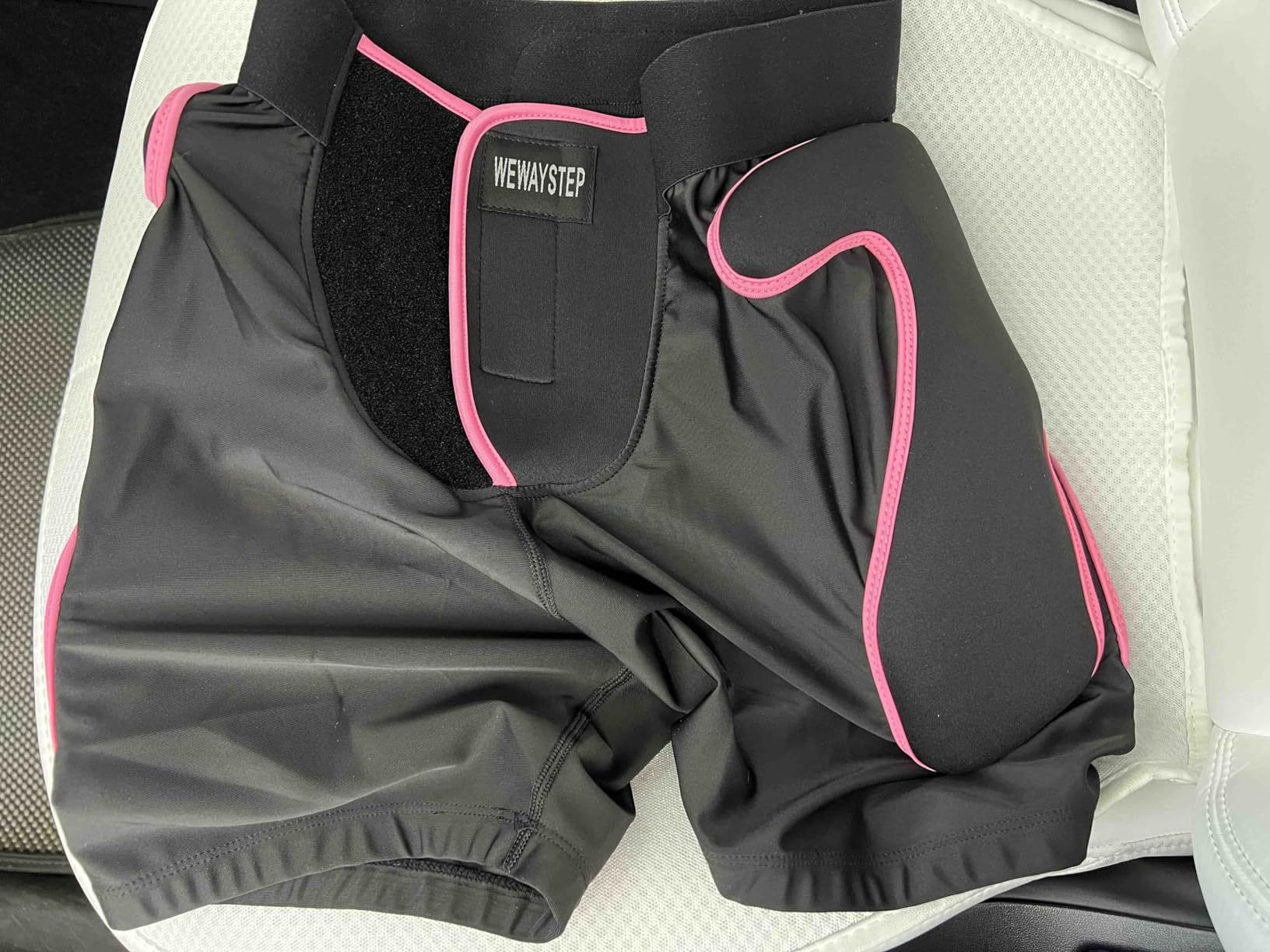 3D Protection Padded Shorts, Hip Butt Tailbone Crash Pad Pants, Impact Protective Gear for Figure Skating Snowboarding Ski Roller Skateboard customer photo 1