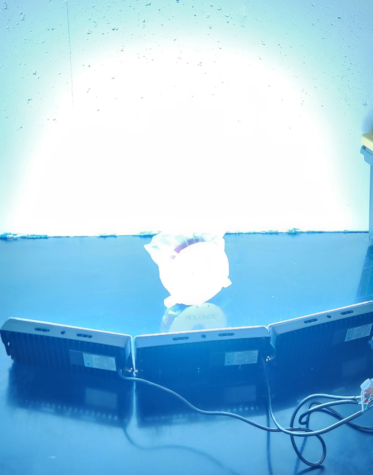 Kekeou 500W LED Stadium Lights 70000LM LED Flood Light Outdoor, 6500K Daylight Super Bright Arena Light, IP67 Waterproof Field Lights 180° Adjustable Angle for Sport, Parking Lot and Courts customer photo 2