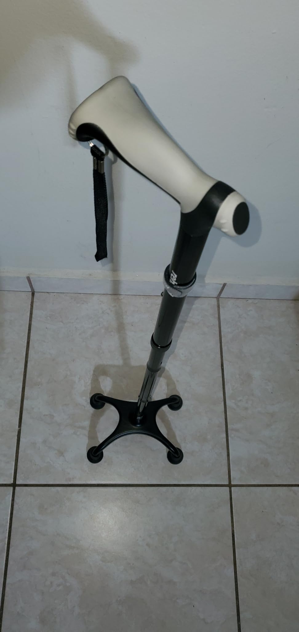 Rehand Quad Cane, Walking Cane with Ergonomic Handle and Graceful 4-Pronged Base for Extra Stability, Adjustable Walking Sticks for Right or Left Handed Men & Women and Seniors customer photo 1