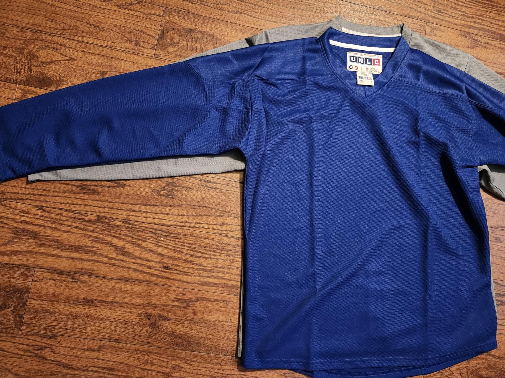Essential Blank Hockey Jersey with Stripes - Stitched Letters, Breathable Mesh, Durable Polyester customer photo 1