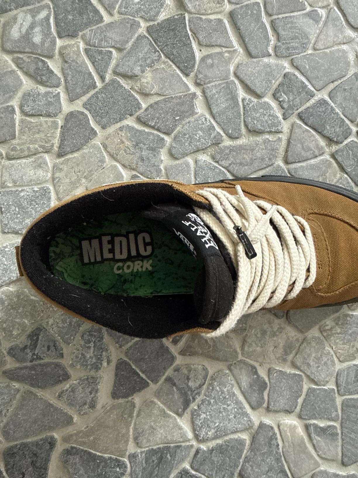 Remind Insoles Medic | Shoe Inserts for Mid-High Arch Support | Ski Boot, Snowboarding & Skateboarding | Walking & Running | Lightweight Comfort | Impact | Mens Size 11-11.5 customer photo 2