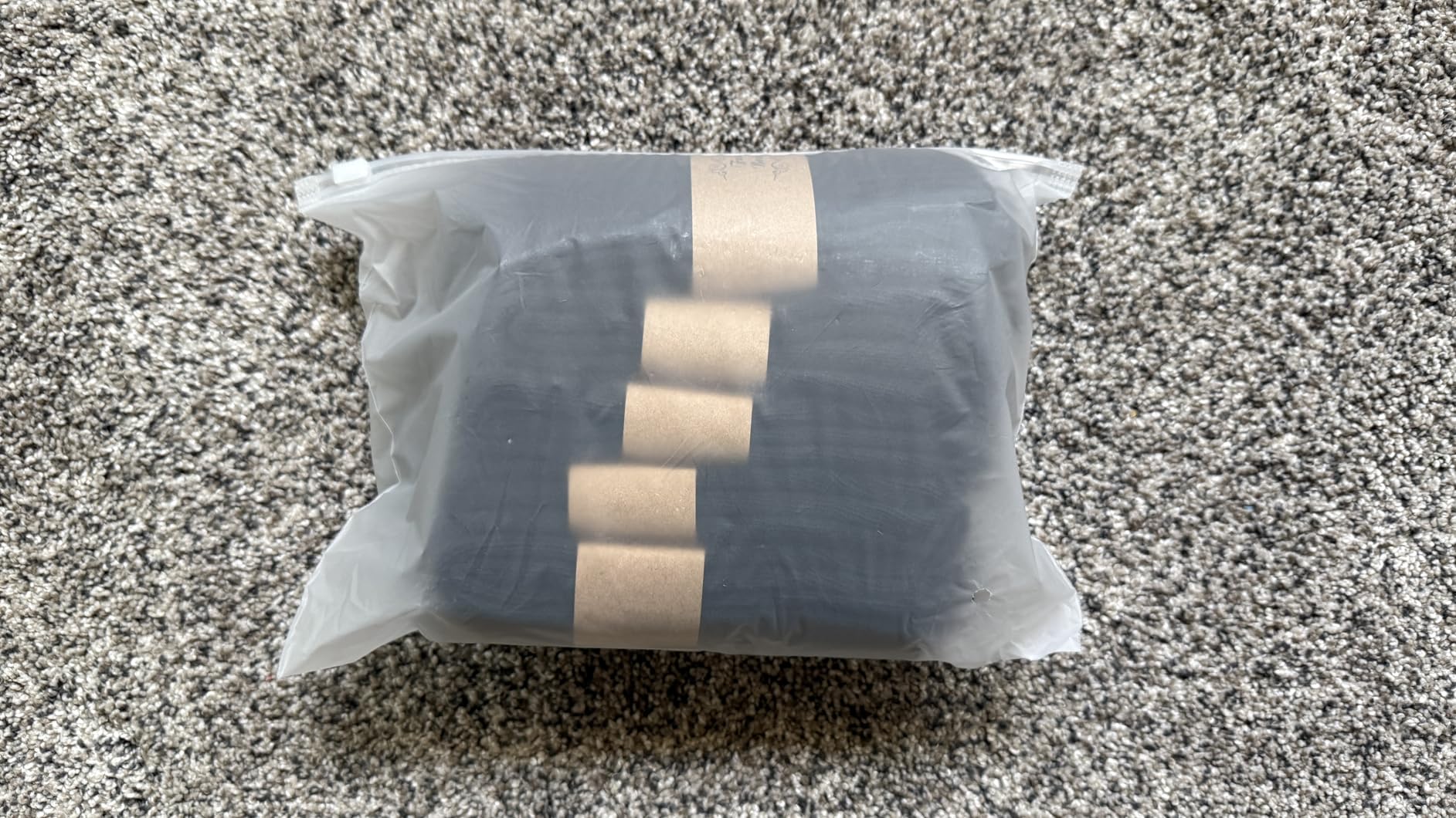 Heated Socks for Men Women with App Control, 8000mAh Rechargeable Batteries for Up to 10 Hours of Heat, 360° Heating, Washable Winter Foot Warmer for Camping, Skiing, Fishing, Hunting customer photo 2