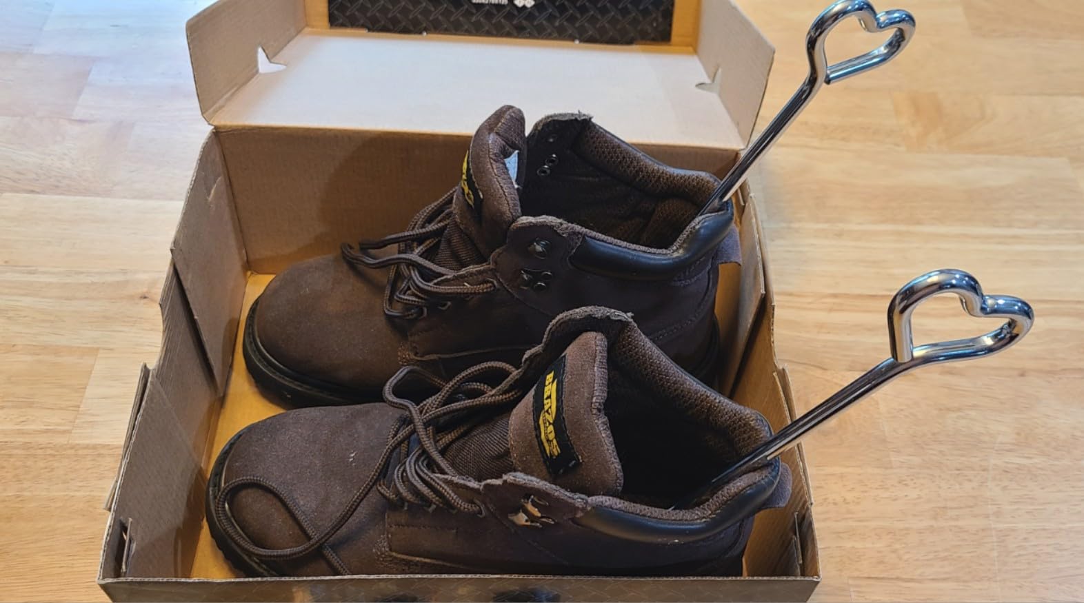 Boot Stretchers for Cowboy Boots Shoe Stretcher Adjustable Boot Stretcher Men Women 2 Pack, Fits Men's (US 7.5-13) & Women's (US 8.5-14) customer photo 2