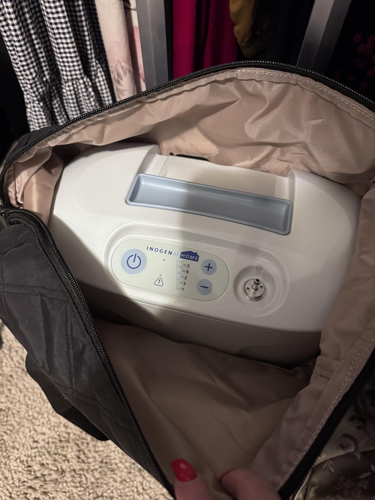 BAGSMART Rolling Duffle Bag with Wheels, 35L Carry on Travel Bag with Detachable Wheels, PVC Wet Pocket Duffel bag with Wheels customer photo 2