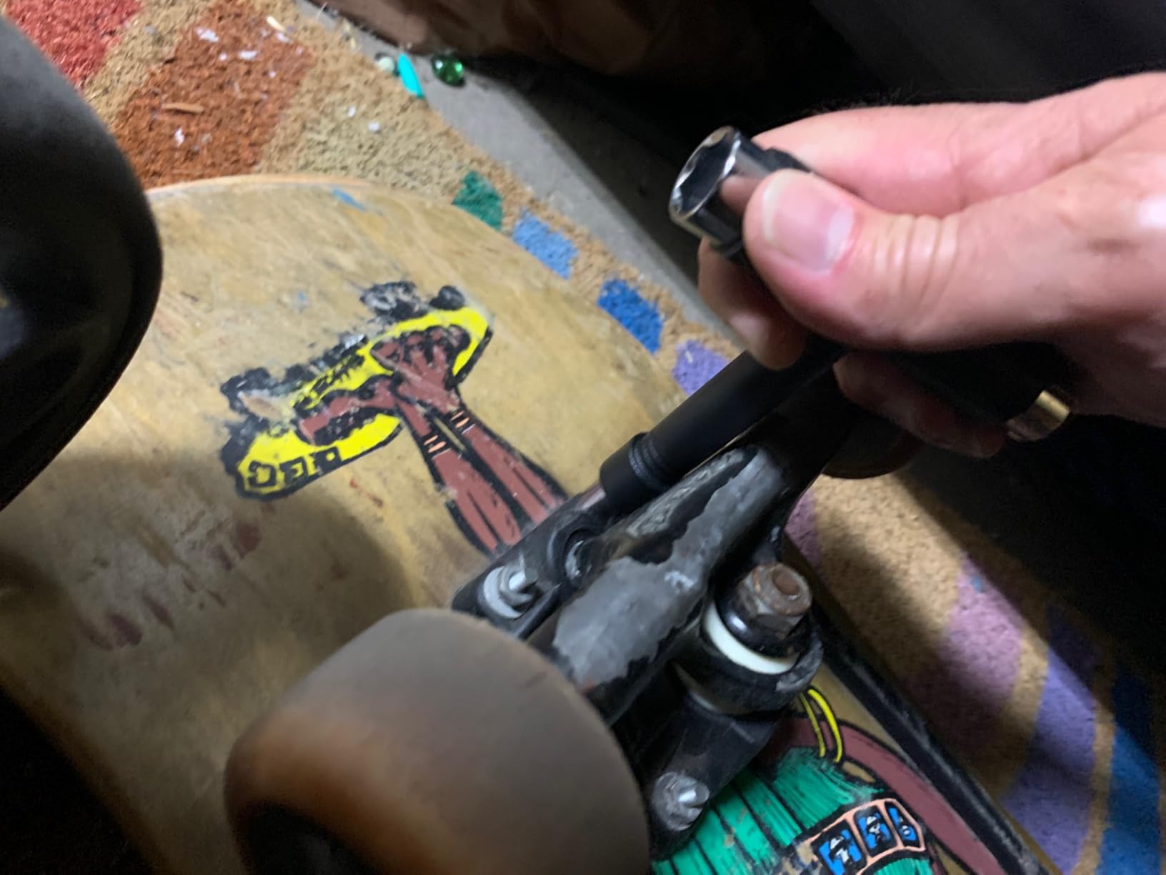 Professional Skate Tools, All-in-One Multi-Function Portable Skateboard T Tool with T-Type Allen Key and L-Type Phillips Head Screwdriver for Adjust Skateboards, Roller Skates, Longboards customer photo 2