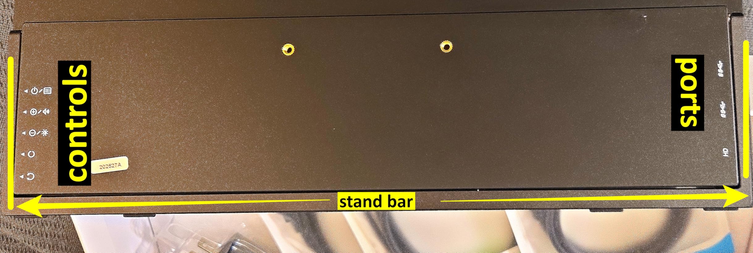 Newsoul 15.6 inch 4K QLED Portable Monitor, UHD 3840x2400 600 Nits 100% AdobeRGB, USB-C HDMI HDR FreeSync, Second Screen for Laptop MacBook PC Game Consoles, VESA Mountable Travel Monitor with Speakers customer photo 2