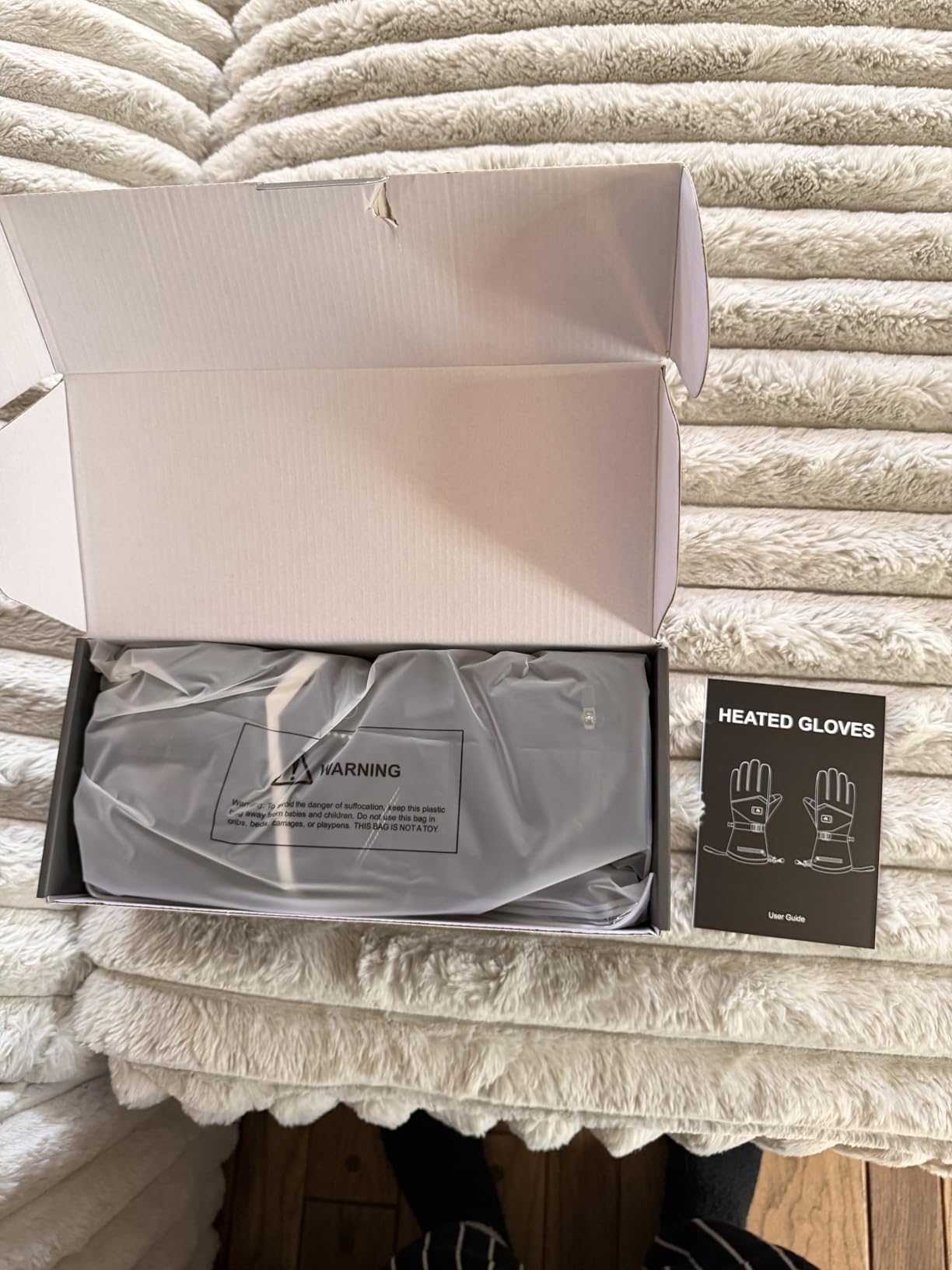 Heated Gloves, Rechargeable Heated Gloves for Men Women, Waterproof Electric Heating Ski Gloves with Touchscreen for Cold Weather Skiing Snowboarding Hiking Hunting Gifts customer photo 1