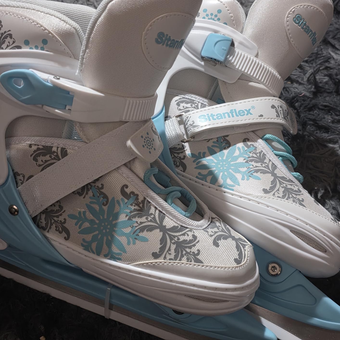 Snowflake Girls Ice Skates for Kids | Adjustable Kids Ice Skates for Girls Boys Ages 3-12 | Beginner Ice Skating Shoes for Outdoor and Rink | Warm Comfortable Lining and Reinforced Ankle Support customer photo 1