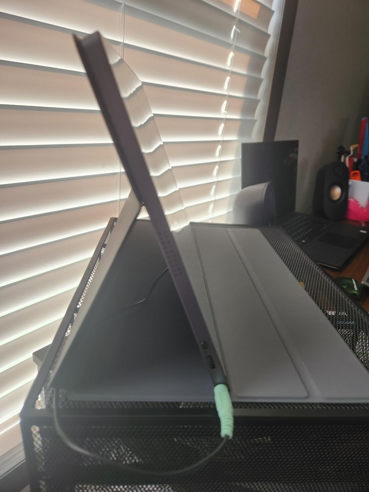 KYY 4K Portable Monitor 15.6