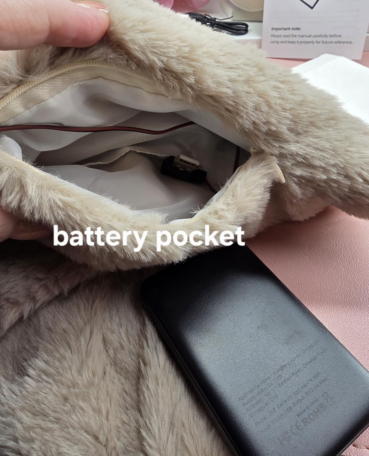 Heated Scarf for Women with Pocket, Rechargeable 5000mAh Battery 3 Levels Temperature Adjustable Heated Neck Warmer customer photo 2