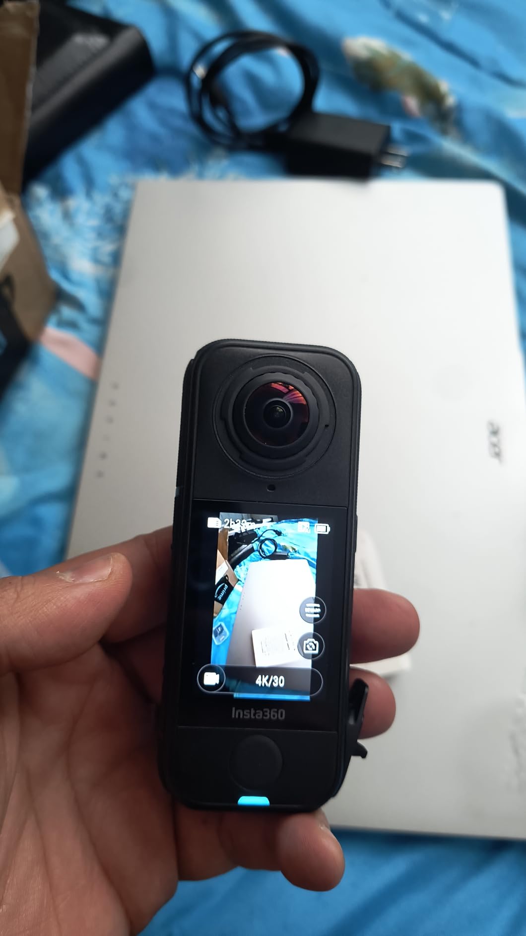 Insta360 X4 Air - Lightweight 165g 8K 360 Camera, Invisible Selfie Stick Effect, Replaceable Lenses, Shoot First & Frame Later, Built-in Wind Guard, FlowState Stabilization, AI-Powered App customer photo 1