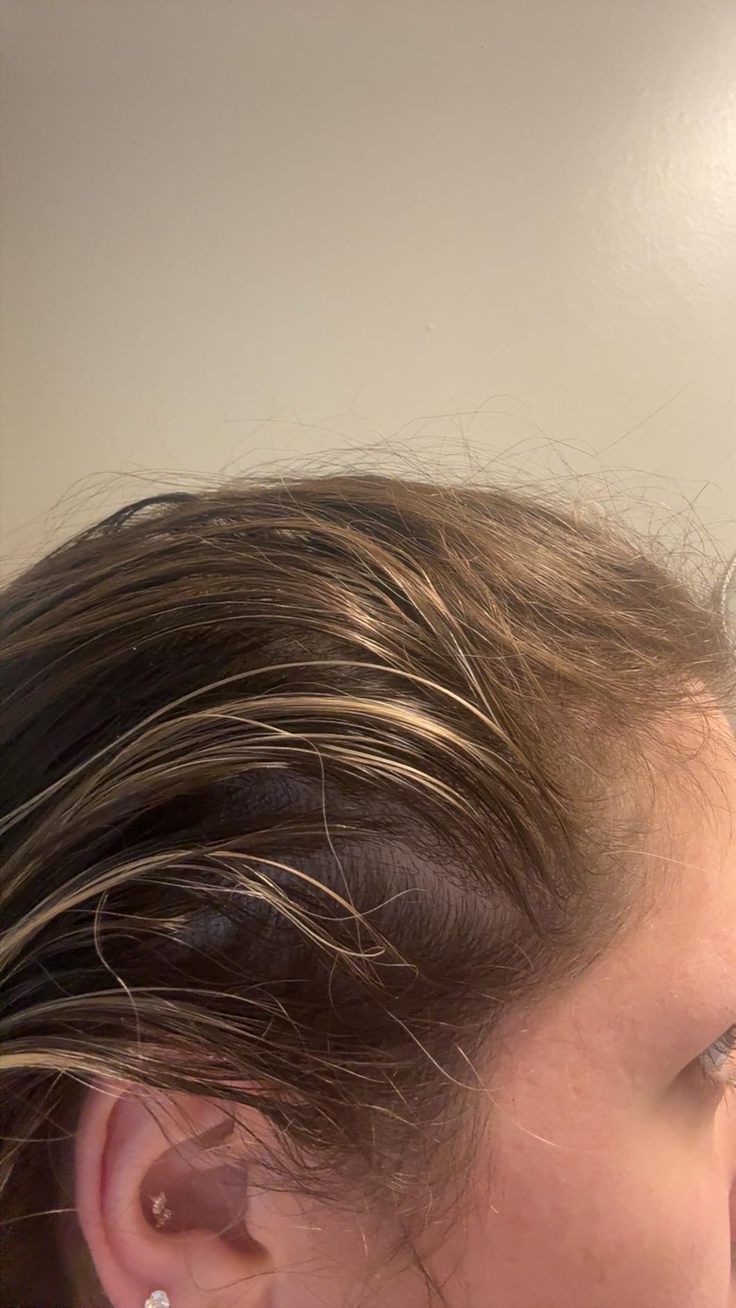 I DEW CARE Tap Secret Dry Shampoo Powder with Biotin & Korean Ginseng - Natural Non-Aerosol Dry Shampoo for Women | Warm Vanilla & Coconut Scent, Volumizing Hair, Travel Size, Stocking Stuffers 0.24Oz customer photo 1