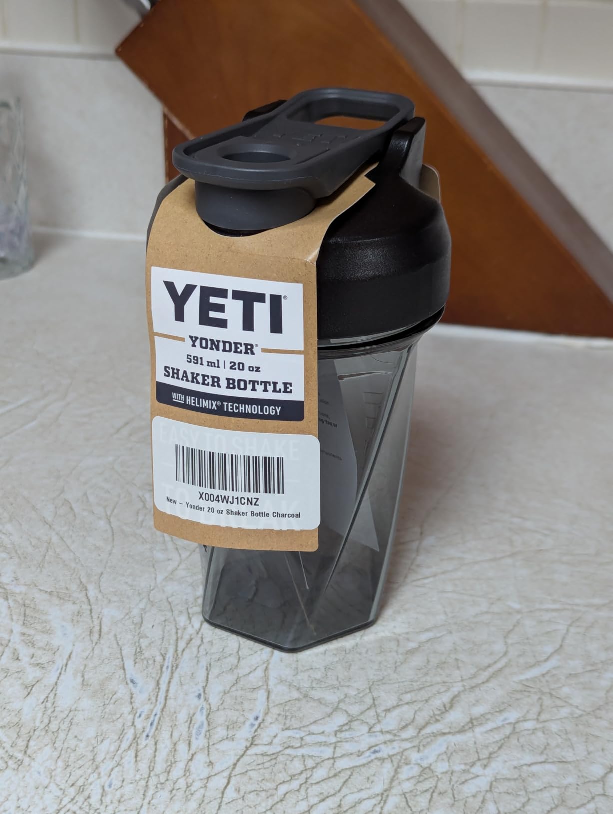 YETI Yonder Helimix Vortex Blender Shaker Bottle Holds up to 27oz | No Blending Ball or Whisk | USA Made | Portable Pre Workout Whey Protein Drink Shaker Cup | Dishwasher Safe, Charcoal customer photo 2